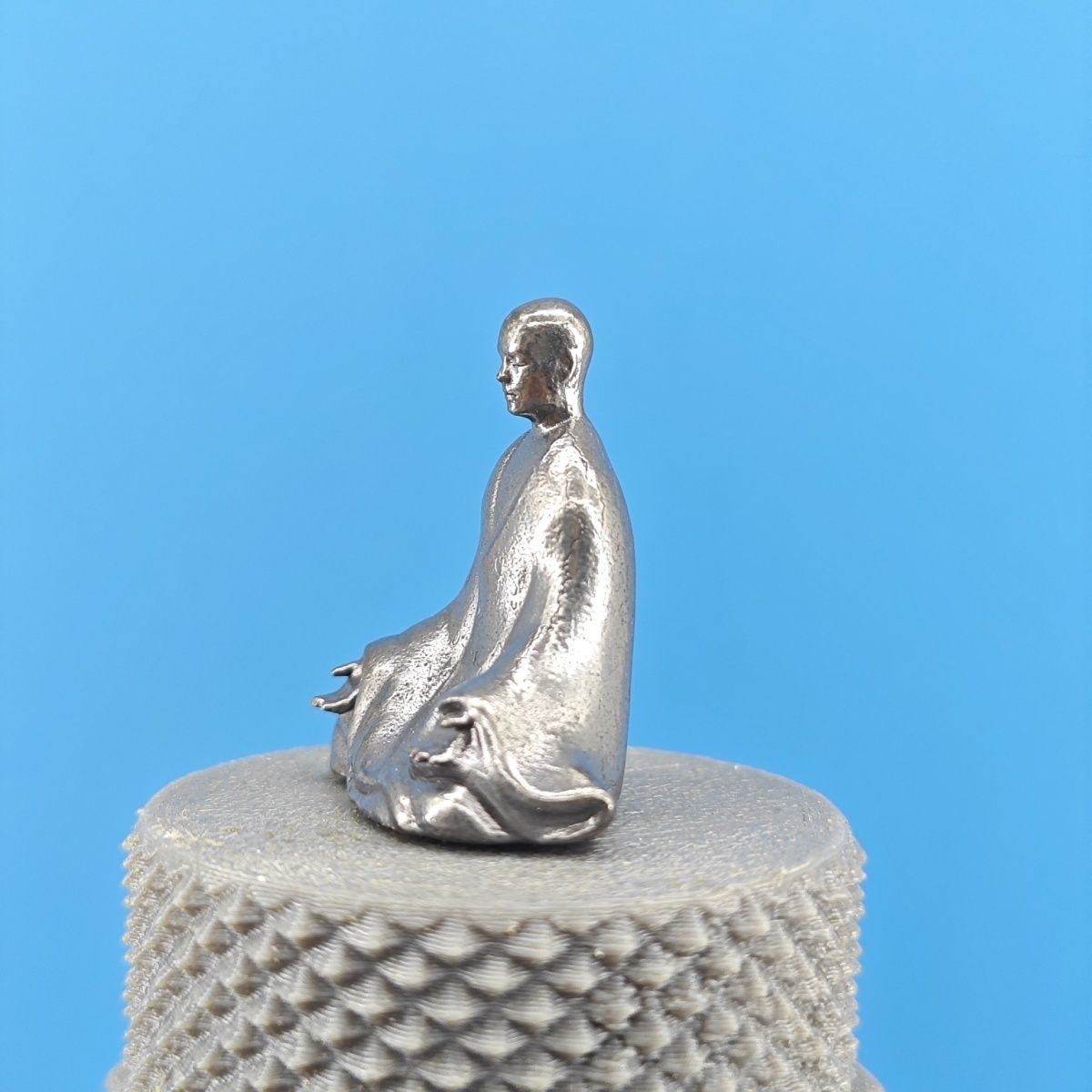 Meditating Monk Figurine Zen B - Bonsai Garden China recensione e prezzo